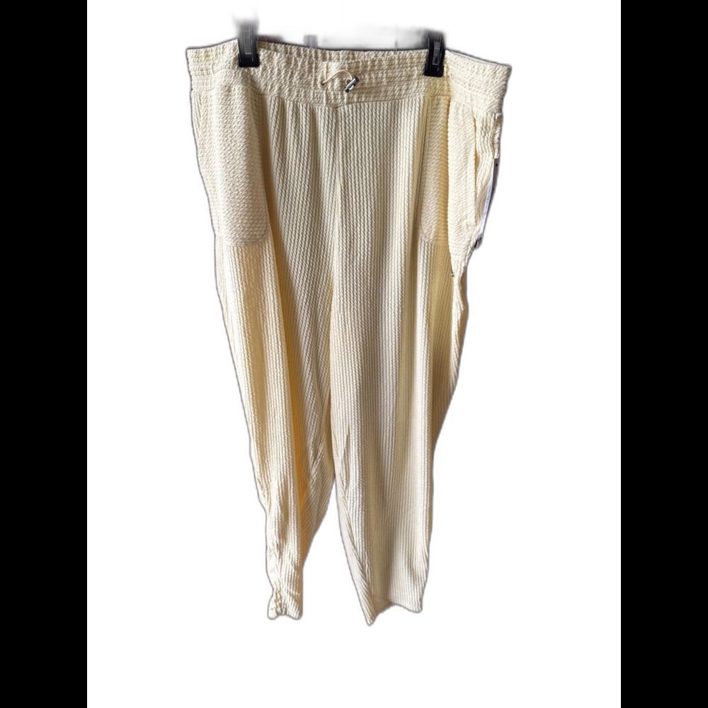 NWT Nine West Women's Plus Size 3X Active Pants Bright Yellow Pockets Bottom